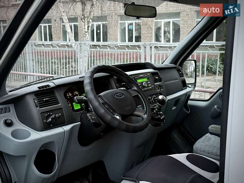 Минивэн Ford Transit 2010 в Запорожье фото 12 Минивэн Ford Transit 2010 в Запорожье