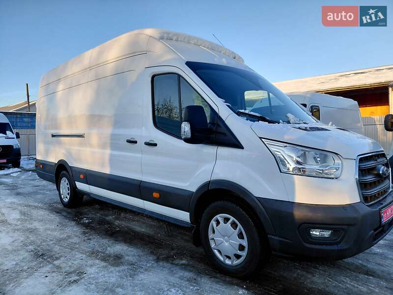 Вантажний фургон Ford Transit 2020 в Івано-Франківську