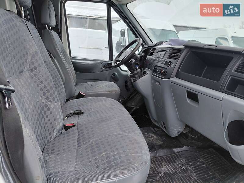 Вантажний фургон Ford Transit 2008 в Івано-Франківську