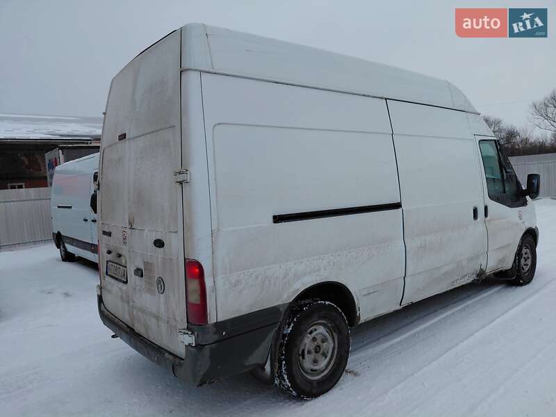 Вантажний фургон Ford Transit 2008 в Івано-Франківську