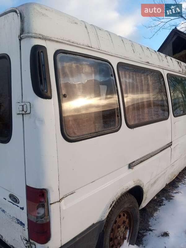 Мікроавтобус Ford Transit 2000 в Клевані
