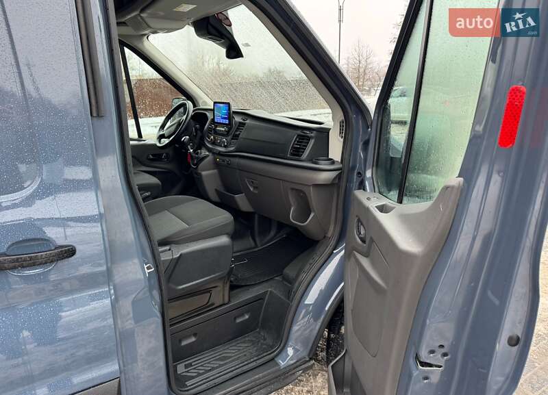 Грузовой фургон Ford Transit 2021 в Ирпене