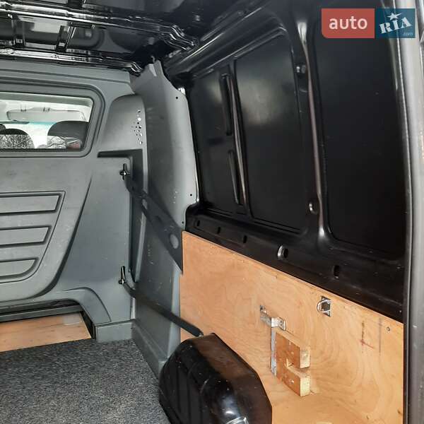 Вантажівка Ford Transit 2011 в Полтаві