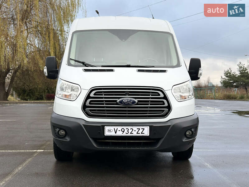 Вантажний фургон Ford Transit 2019 в Рівному