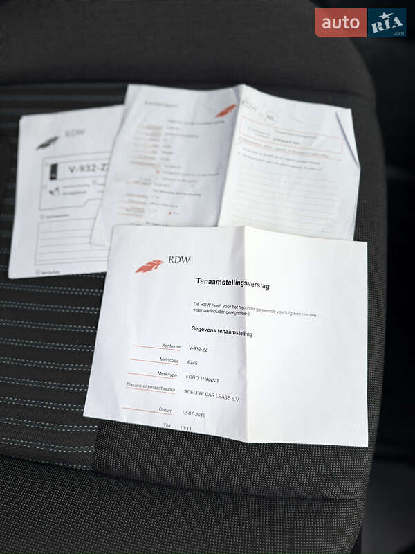 Вантажний фургон Ford Transit 2019 в Рівному