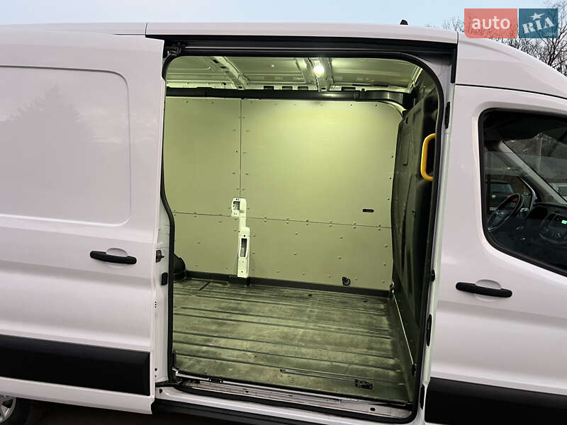 Грузовой фургон Ford Transit 2020 в Киеве