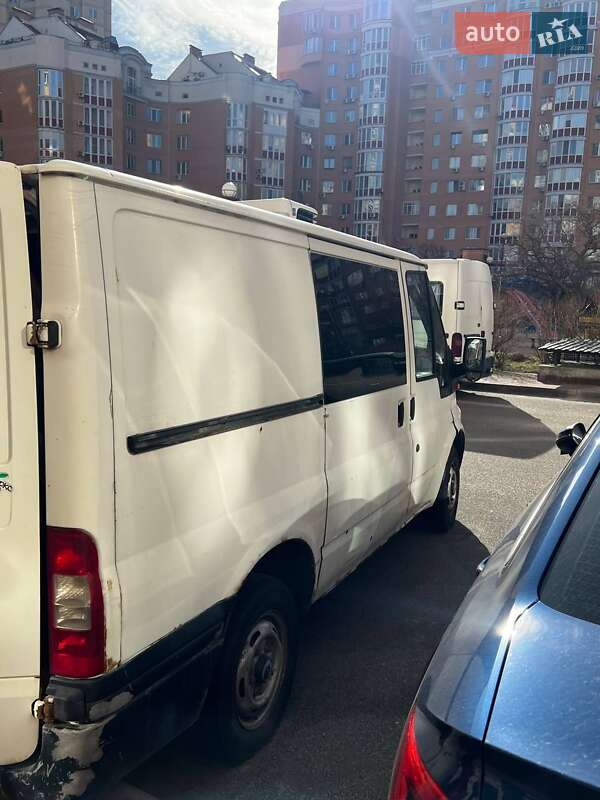 Вантажний фургон Ford Transit 2006 в Києві
