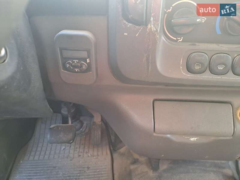 Грузовой фургон Ford Transit 2003 в Одессе