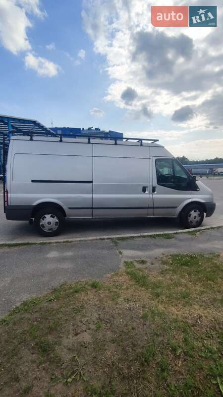 Грузовой фургон Ford Transit 2012 в Киеве