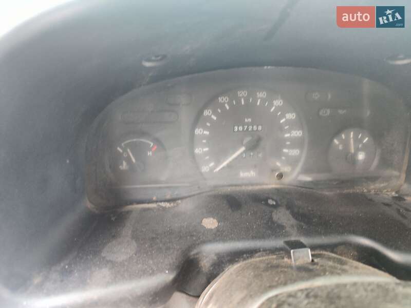 Грузопассажирский фургон Ford Transit 1999 в Славянске