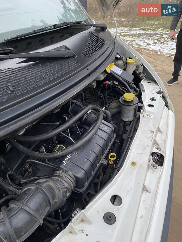 Вантажний фургон Ford Transit 2006 в Миколаєві