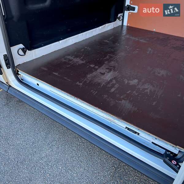 Вантажний фургон Ford Transit 2019 в Києві