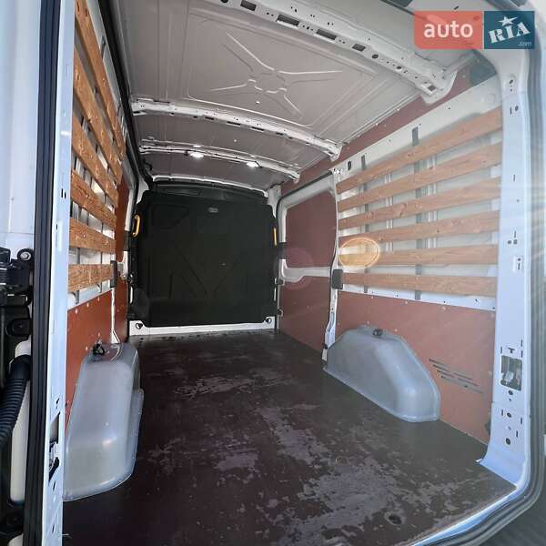 Вантажний фургон Ford Transit 2019 в Києві