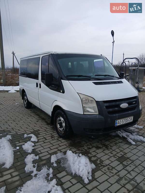 Микровэн Ford Transit 2006 в Вышкове