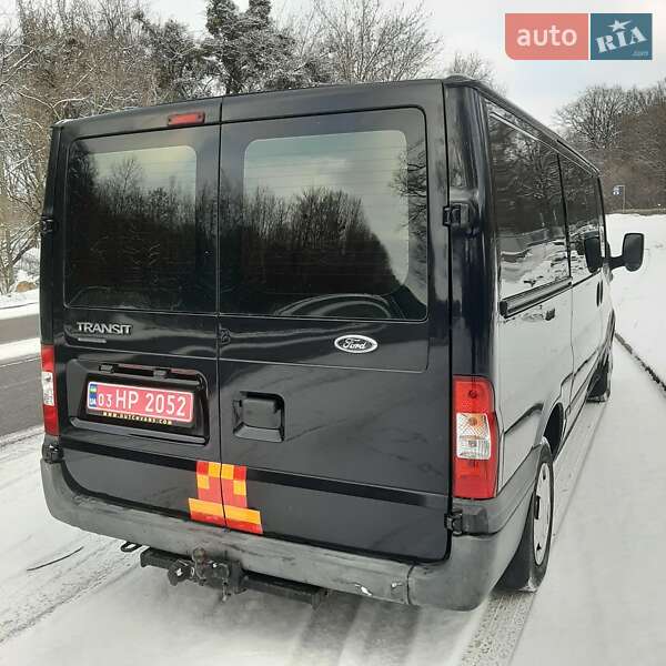 Вантажопасажирський фургон Ford Transit 2011 в Полтаві