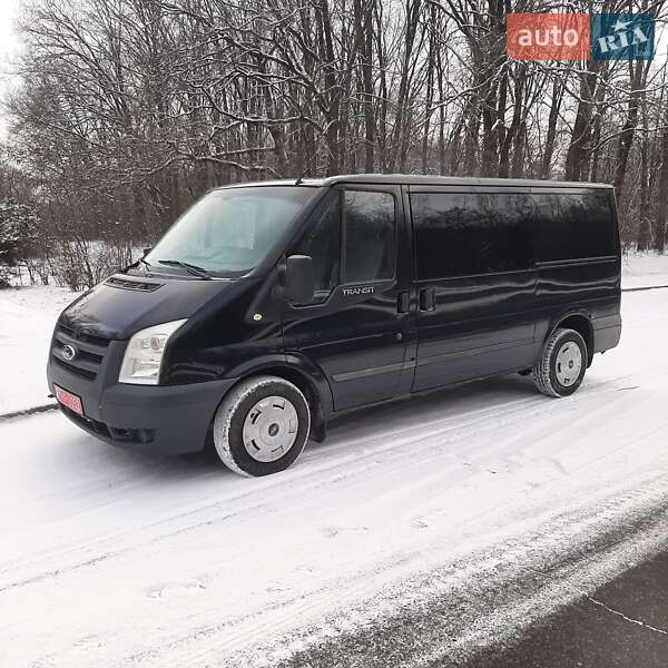 Вантажопасажирський фургон Ford Transit 2011 в Полтаві
