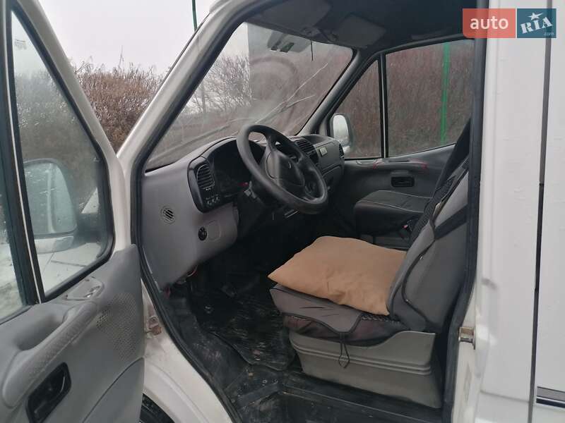 Грузопассажирский фургон Ford Transit 1998 в Виннице