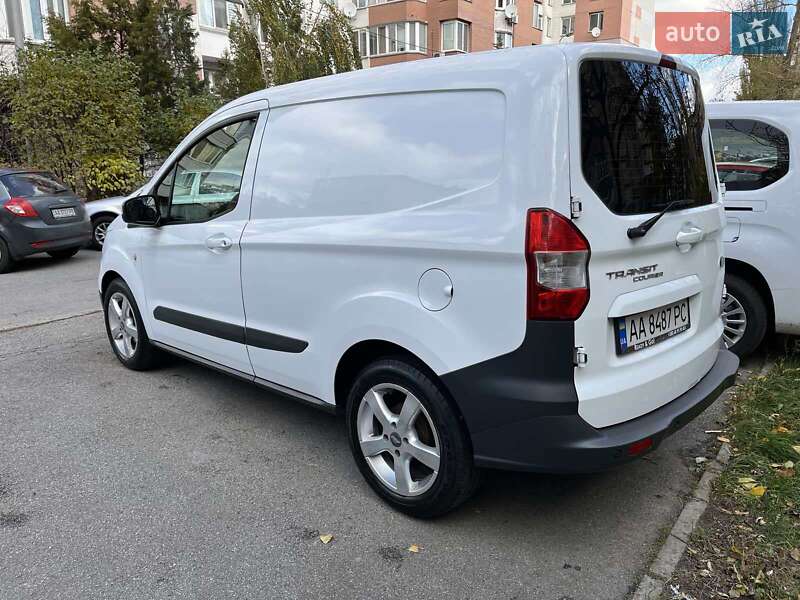 Вантажний фургон Ford Transit 2015 в Києві фото 2 Вантажний фургон Ford Transit 2015 в Києві