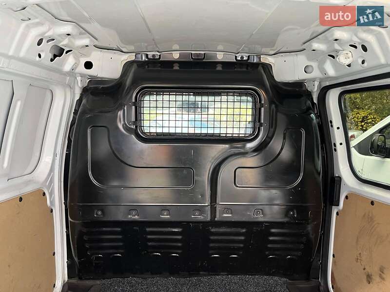 Вантажний фургон Ford Transit 2015 в Києві фото 5 Вантажний фургон Ford Transit 2015 в Києві