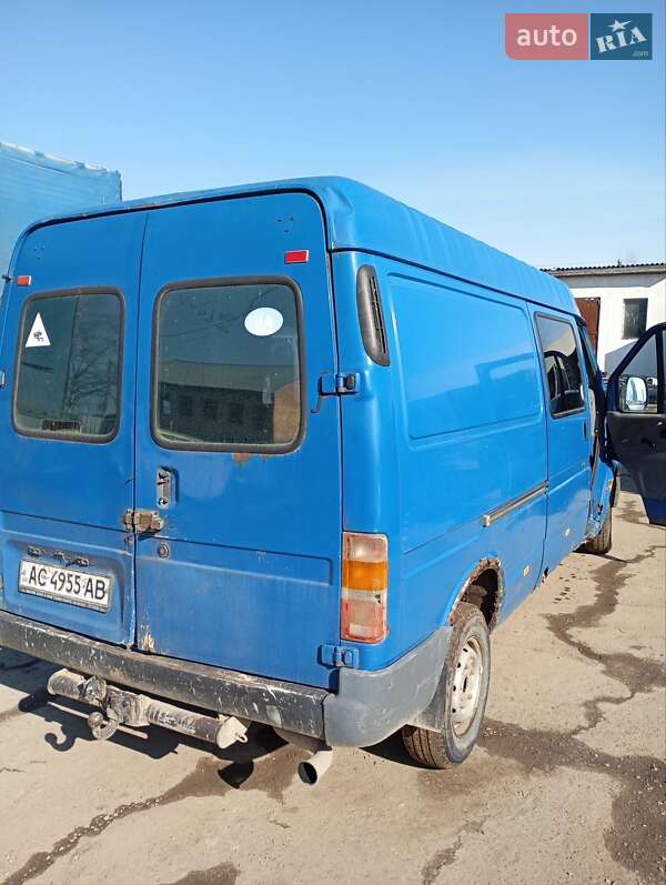 Грузопассажирский фургон Ford Transit 1999 в Дрогобыче