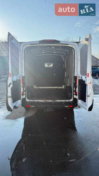 Вантажний фургон Ford Transit 2020 в Луцьку