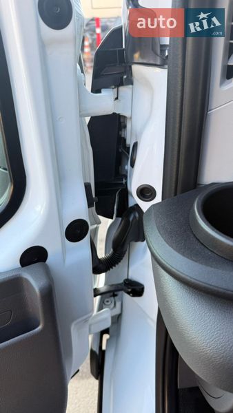 Вантажний фургон Ford Transit 2020 в Луцьку