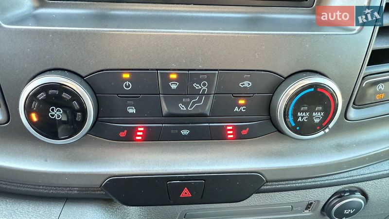 Вантажний фургон Ford Transit 2020 в Луцьку