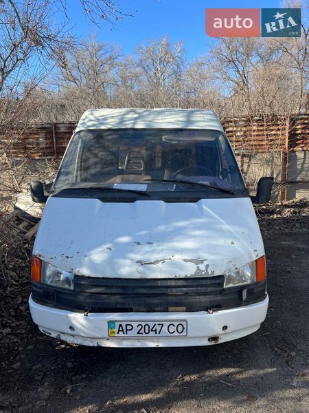 Грузовой фургон Ford Transit 1990 в Запорожье