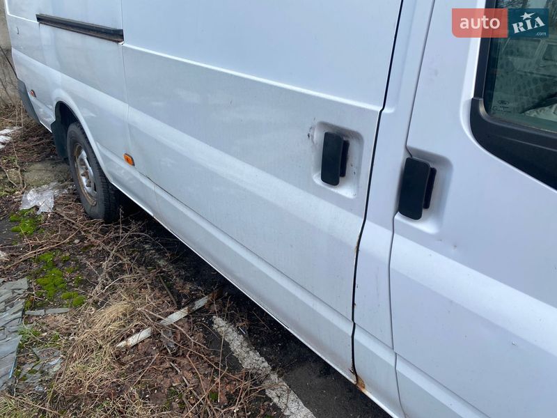 Грузовой фургон Ford Transit 2010 в Киеве