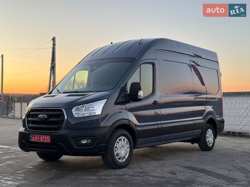 Грузовой фургон Ford Transit 2021 в Ирпене