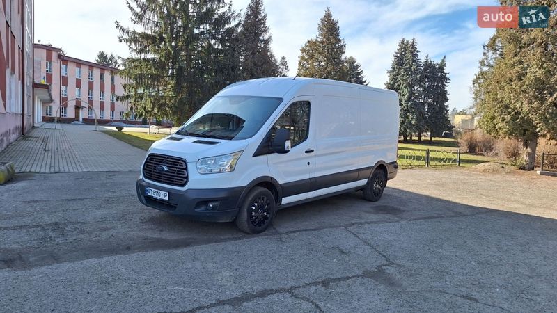 Грузовой фургон Ford Transit 2016 в Бурштыне
