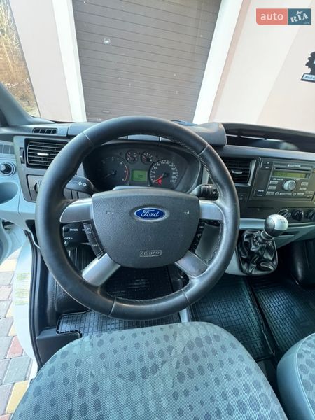 Вантажний фургон Ford Transit 2012 в Києві