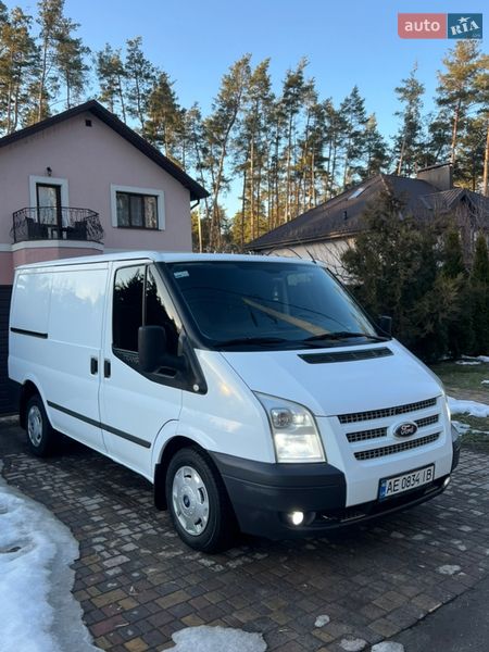 Вантажний фургон Ford Transit 2012 в Києві