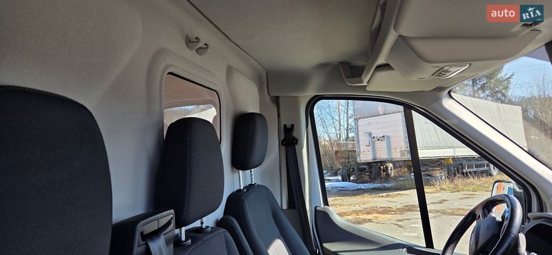 Мікроавтобус вантажний (до 3,5т) Ford Transit 2020 в Києві