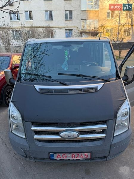 Минивэн Ford Transit 2007 в Казанке