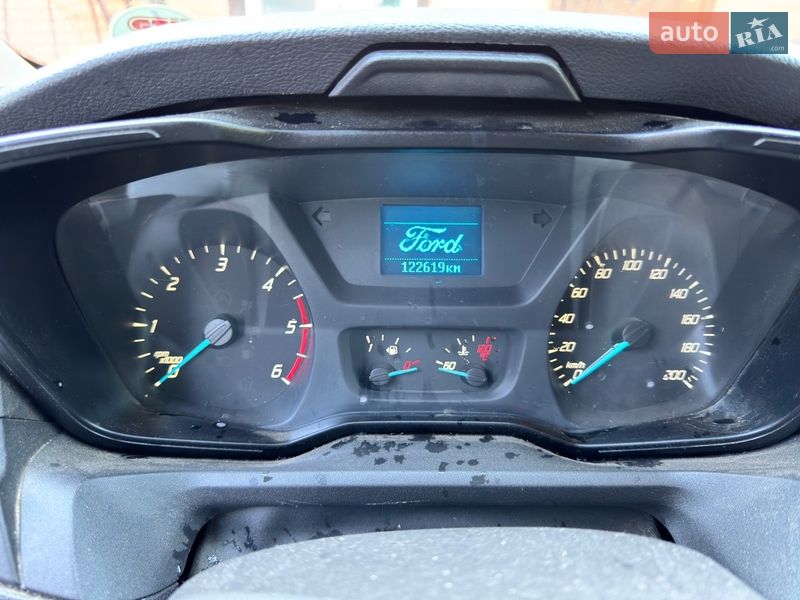 Вантажний фургон Ford Transit 2017 в Полтаві