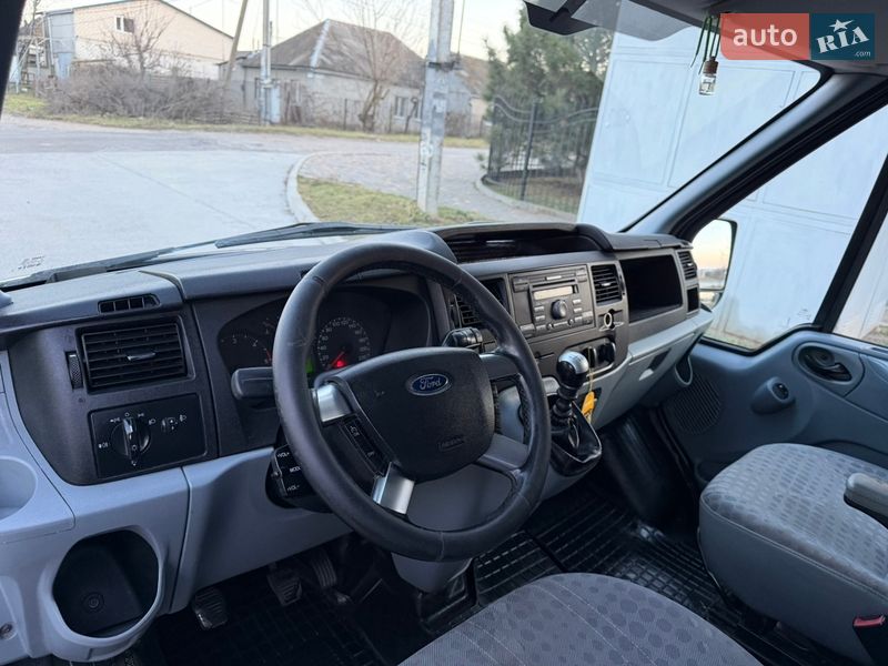 Вантажний фургон Ford Transit 2012 в Миколаєві