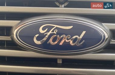 Грузовой фургон Ford Transit 2018 в Киеве