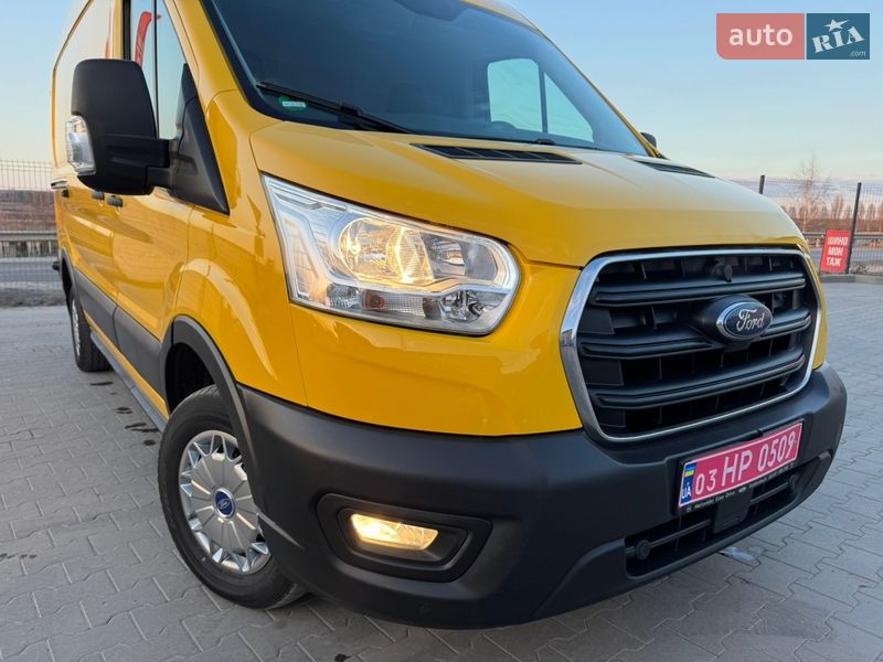 Вантажний фургон Ford Transit 2021 в Ірпені