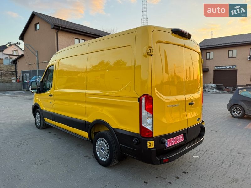Вантажний фургон Ford Transit 2021 в Ірпені