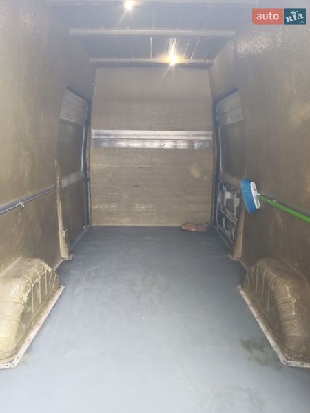 Вантажний фургон Ford Transit 2012 в Києві