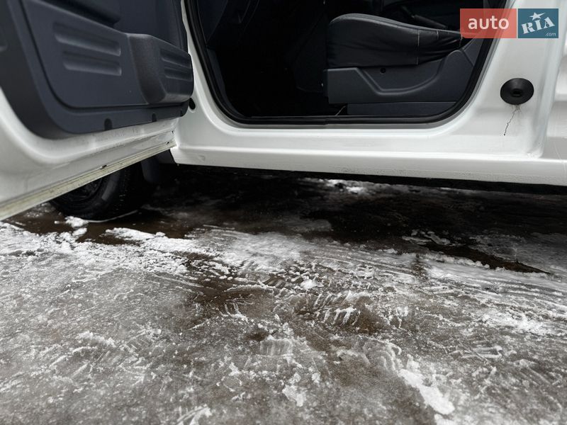 Вантажний фургон Ford Transit 2013 в Снятині