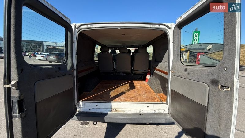 Вантажопасажирський фургон Ford Transit 2007 в Києві