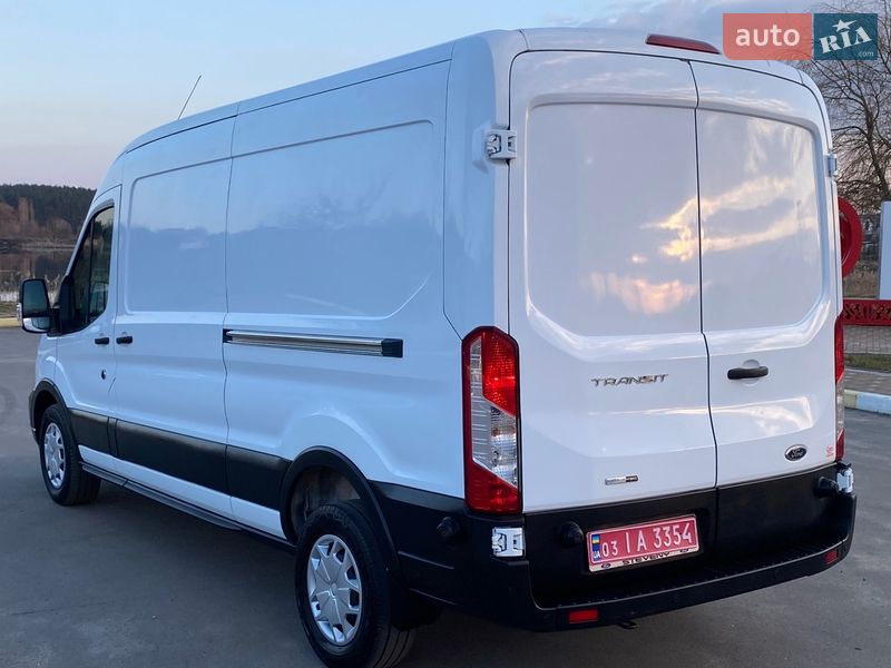 Вантажний фургон Ford Transit 2022 в Ірпені