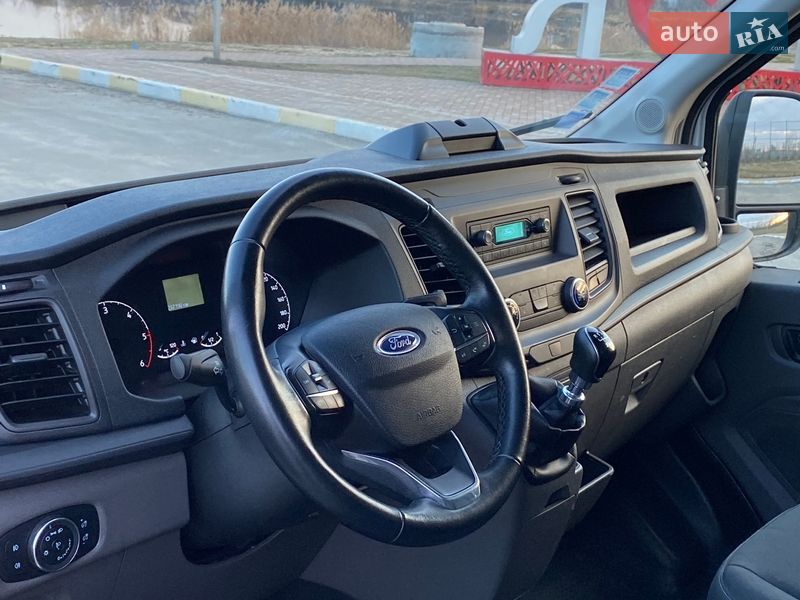 Вантажний фургон Ford Transit 2022 в Ірпені