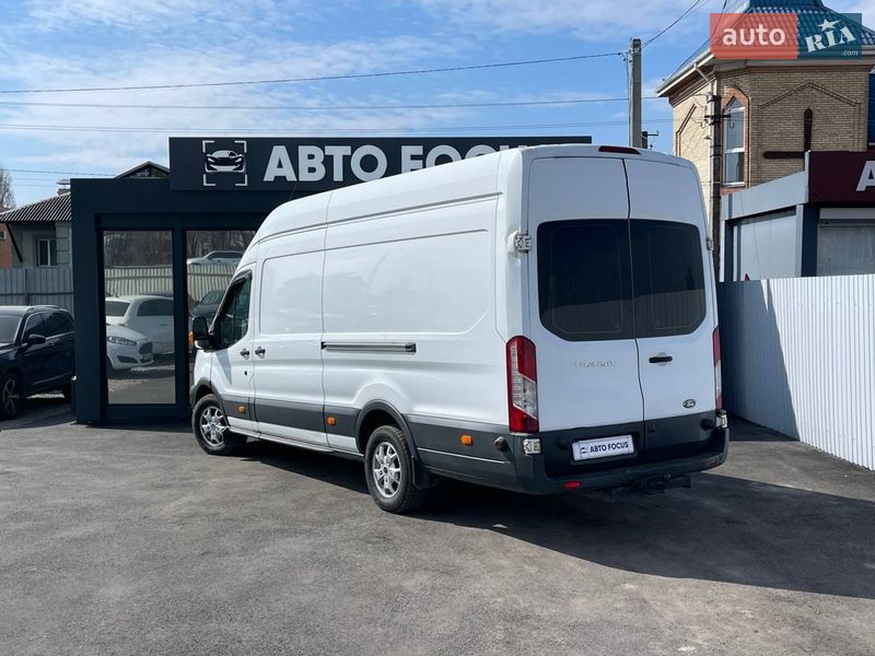 Грузовой фургон Ford Transit 2016 в Киеве