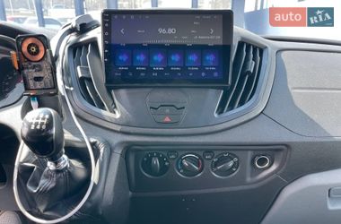 Грузовой фургон Ford Transit 2016 в Киеве