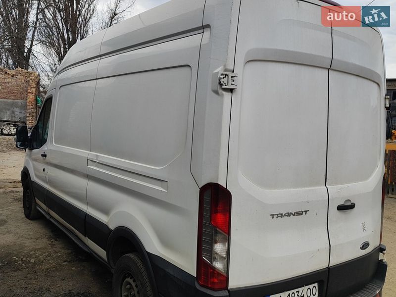 Вантажний фургон Ford Transit 2016 в Києві