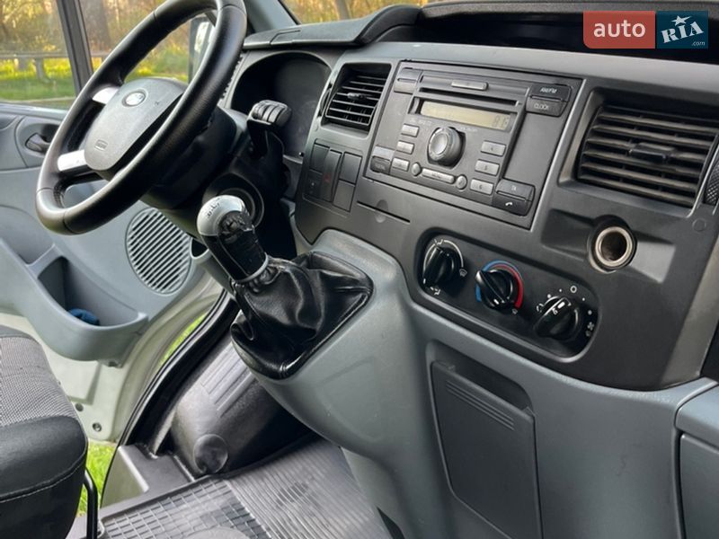 Мінівен Ford Transit 2007 в Виноградові