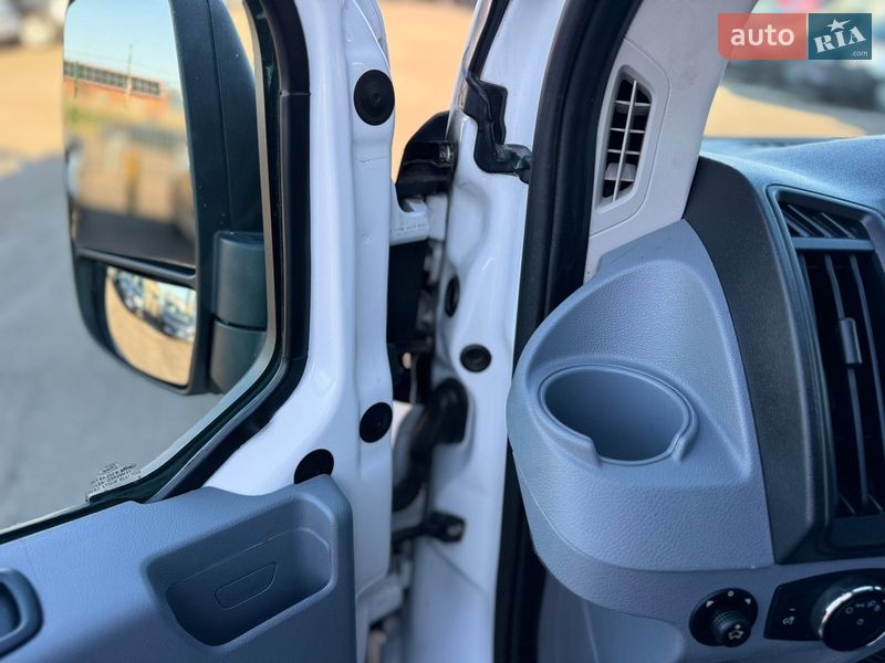 Городской автобус Ford Transit 2017 в Киеве